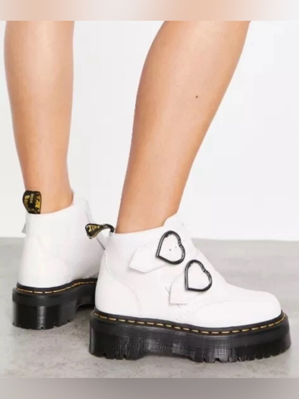 DR. MARTENS Women’s Sz 6 DEVON HEARTS QUAD PLATFORM WHITE PEBBLED LEATHER BOOTS